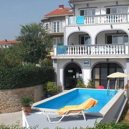 Apartments Villa Angela 克尔克 外观 照片
