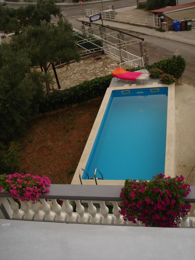 Apartments Villa Angela 克尔克 客房 照片