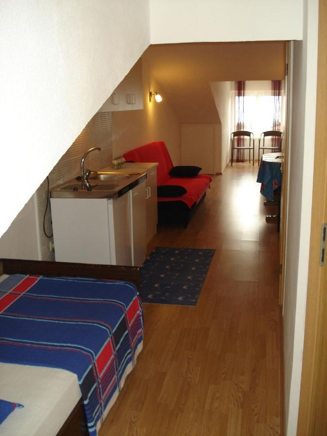Apartments Villa Angela 克尔克 客房 照片
