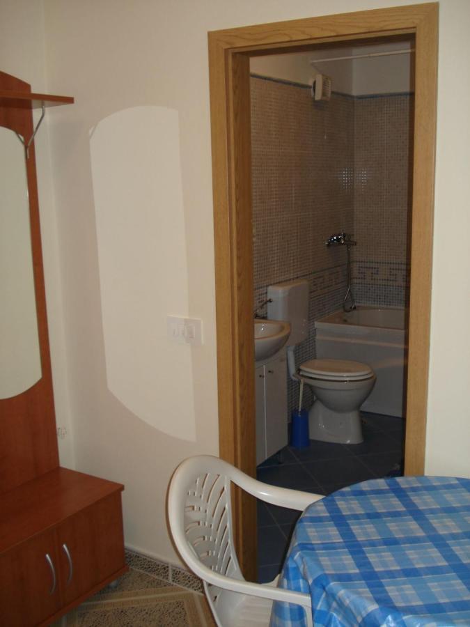 Apartments Villa Angela 克尔克 客房 照片